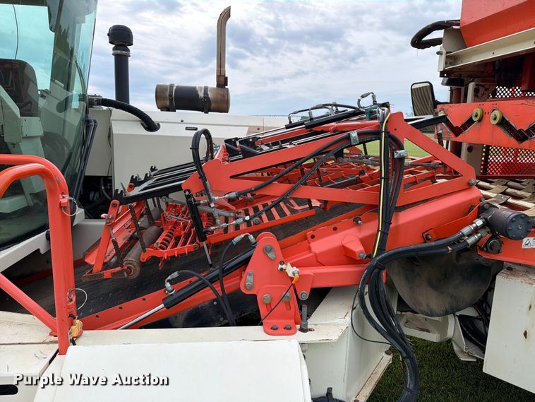 image for item FB8171 2013 Trebro AutoStack II sod harvester