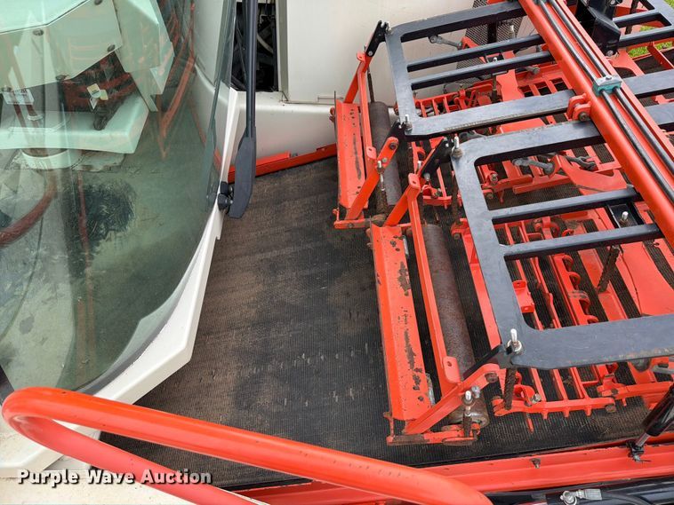 image for item FB8171 2013 Trebro AutoStack II sod harvester