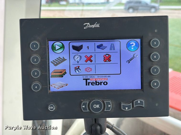 image for item FB8171 2013 Trebro AutoStack II sod harvester