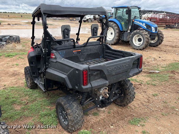 image for item FC2376 2025 Honda SXS700M utility vehicle