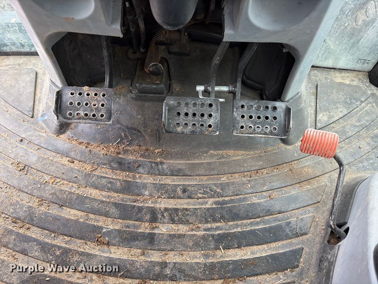 image for item FC2377 2018 New Holland Powerstar 90 MFWD tractor