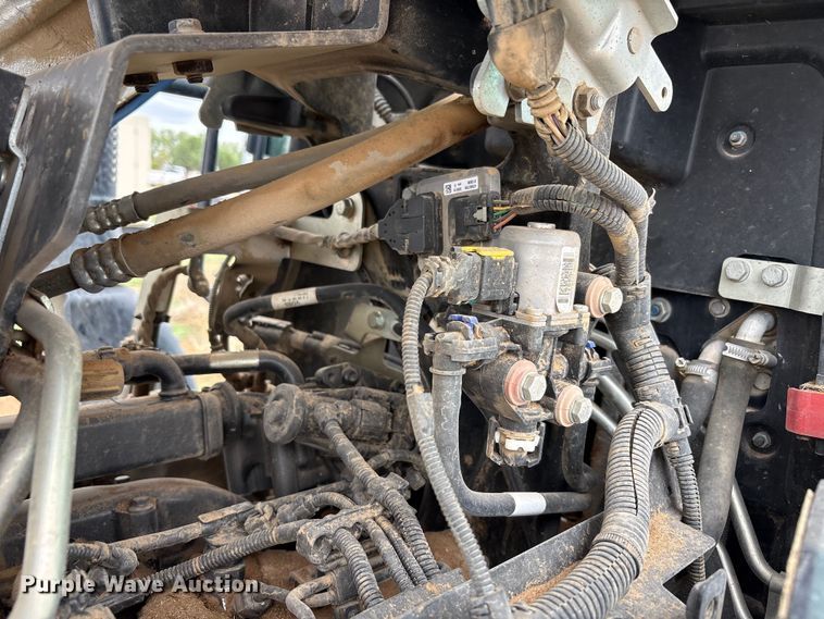image for item FC2377 2018 New Holland Powerstar 90 MFWD tractor