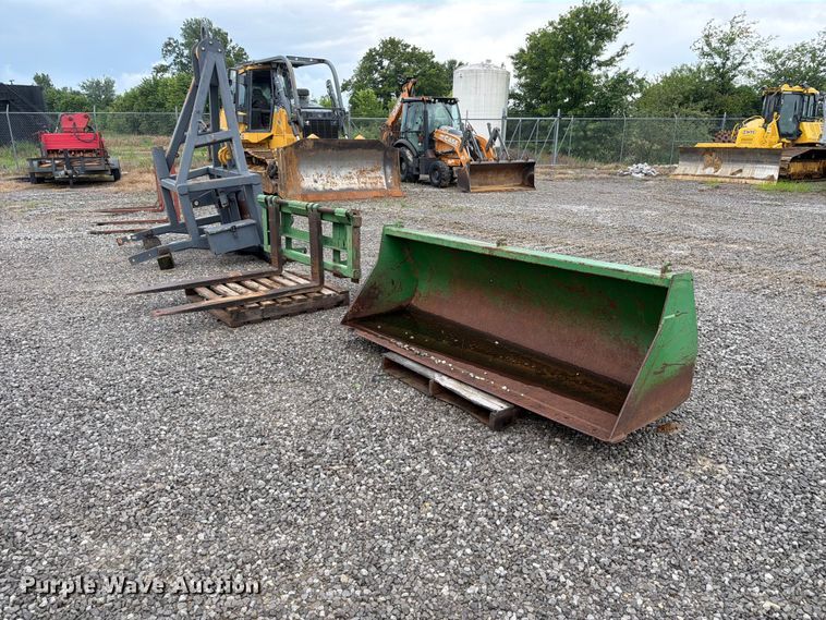 image for item FC3191 Tractor attachments
