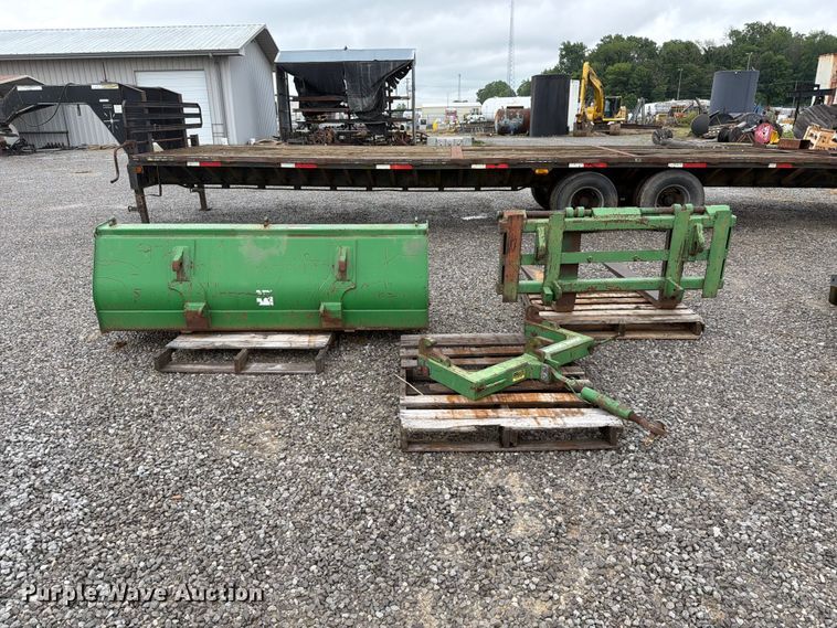 image for item FC3191 Tractor attachments