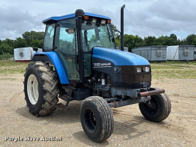 image for item FC5927 2001 New Holland TS100 tractor