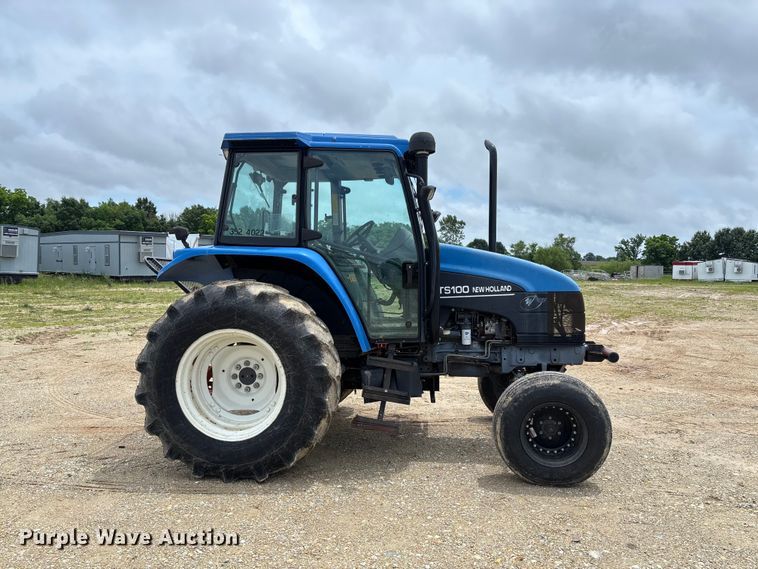 image for item FC5927 2001 New Holland TS100 tractor