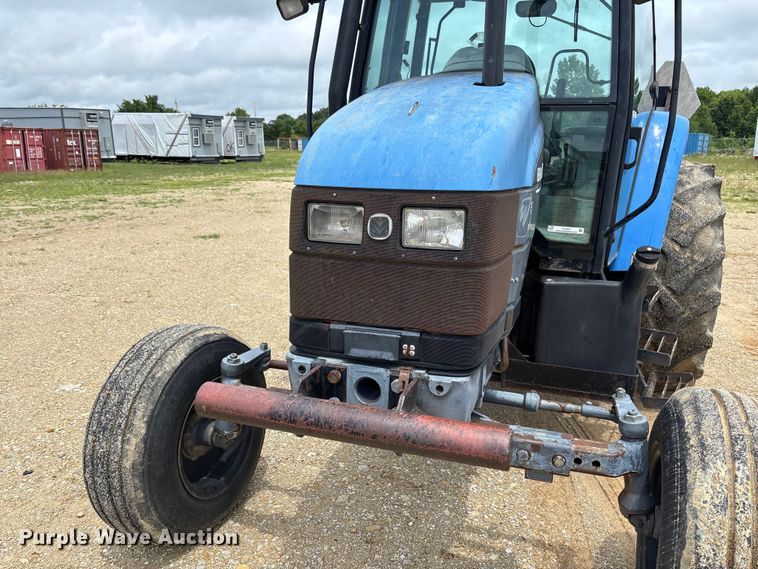 image for item FC5927 2001 New Holland TS100 tractor
