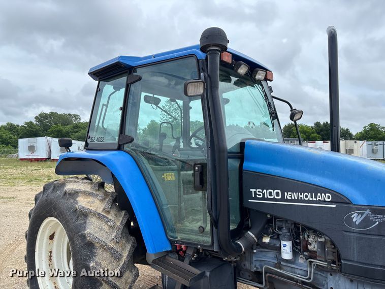 image for item FC5927 2001 New Holland TS100 tractor