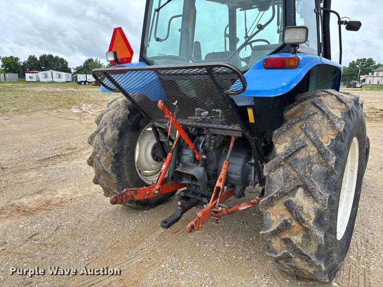 image for item FC5927 2001 New Holland TS100 tractor