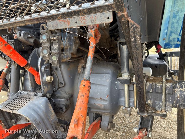 image for item FC5927 2001 New Holland TS100 tractor