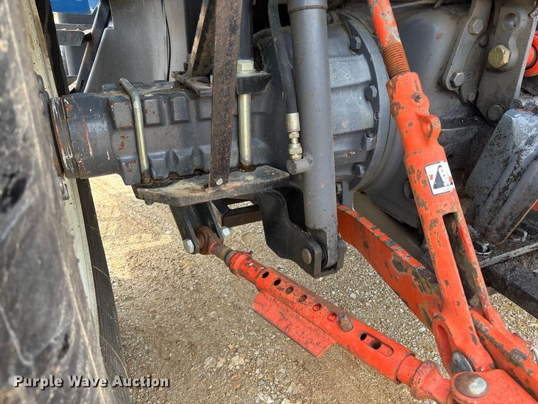 image for item FC5927 2001 New Holland TS100 tractor