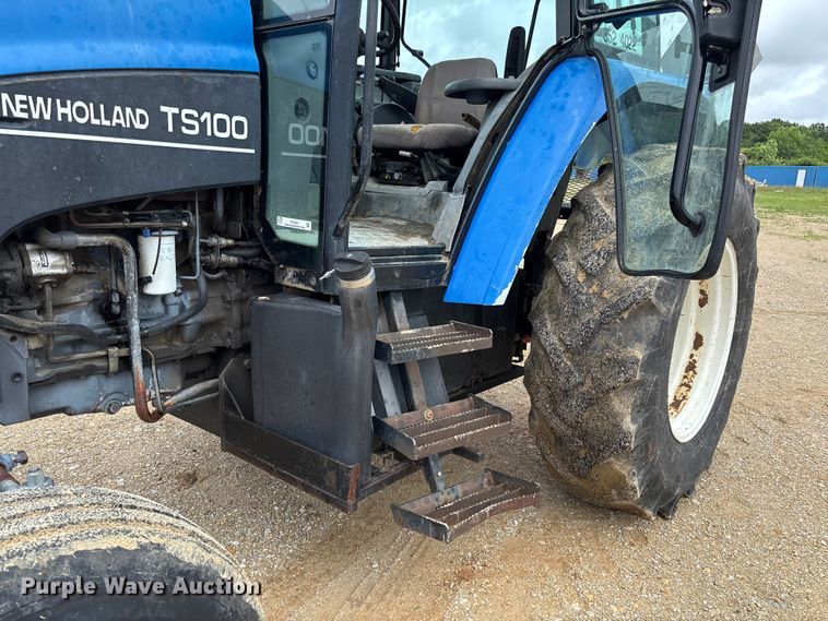 image for item FC5927 2001 New Holland TS100 tractor