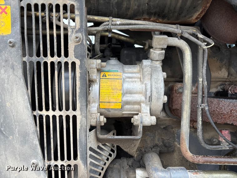 image for item FC5927 2001 New Holland TS100 tractor