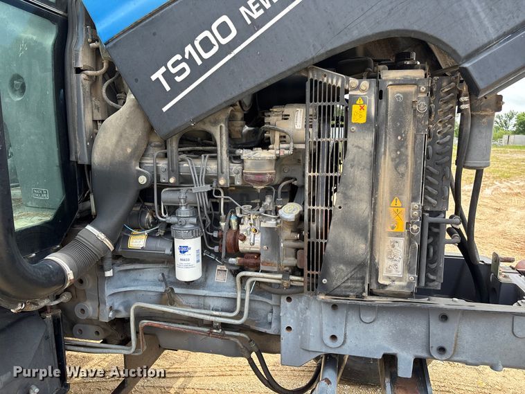 image for item FC5927 2001 New Holland TS100 tractor