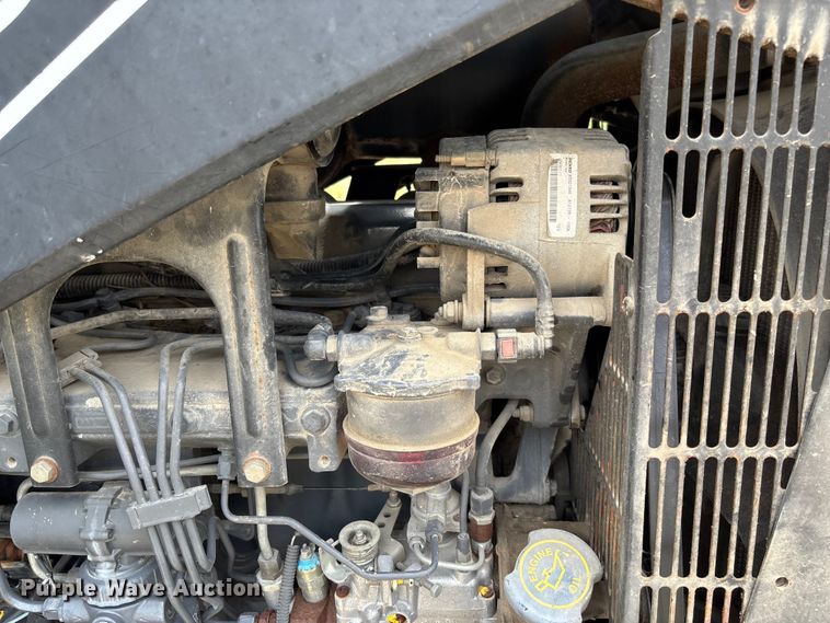 image for item FC5927 2001 New Holland TS100 tractor