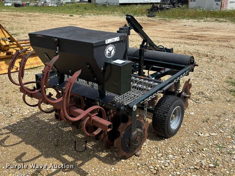 image for item FC5933 Plotmaster PEI-402HS plot seeder