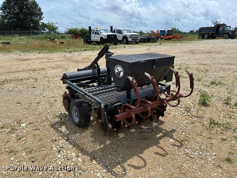 image for item FC5933 Plotmaster PEI-402HS plot seeder