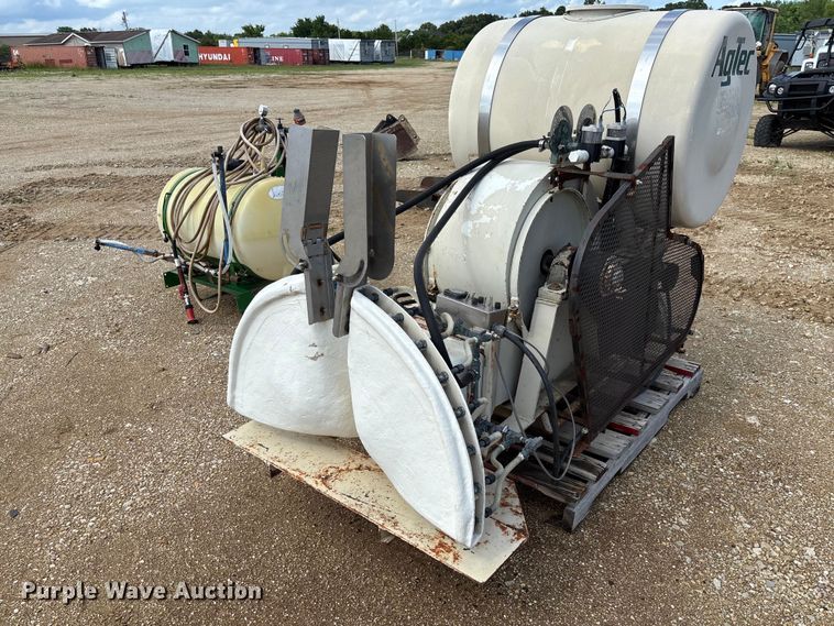image for item FI1668 Agtec sprayer