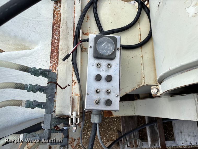 image for item FI1668 Agtec sprayer