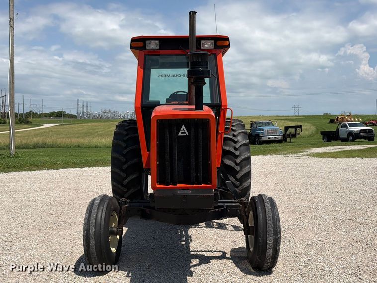 image for item FK3032 1983 Allis-Chalmers 6080 tractor