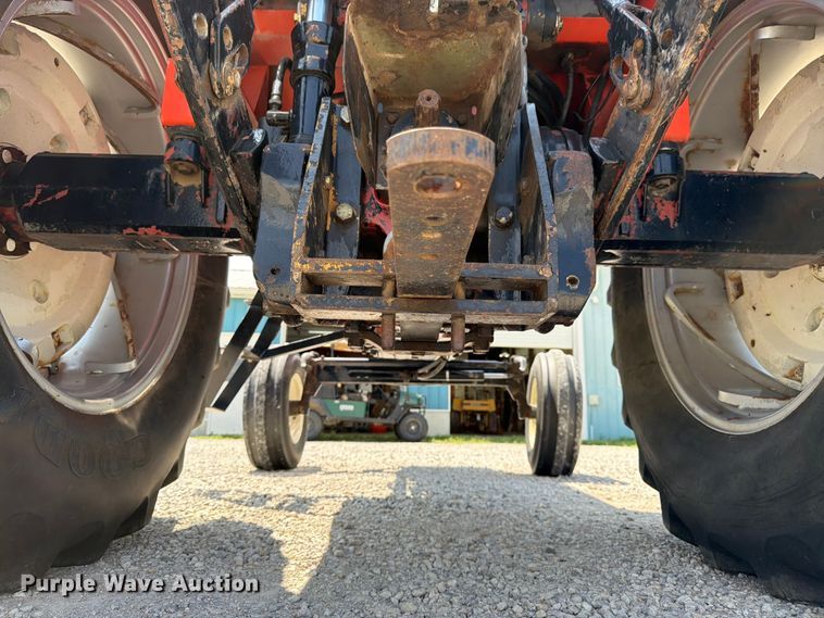 image for item FK3032 1983 Allis-Chalmers 6080 tractor