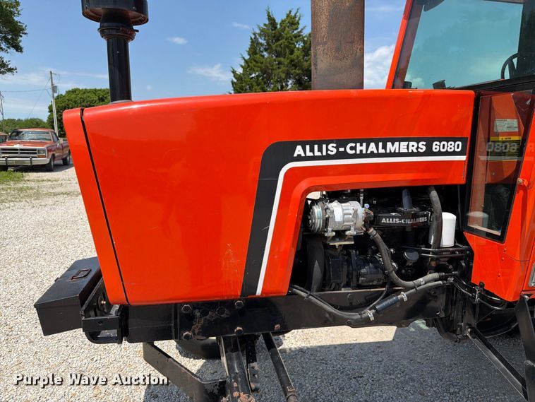 image for item FK3032 1983 Allis-Chalmers 6080 tractor