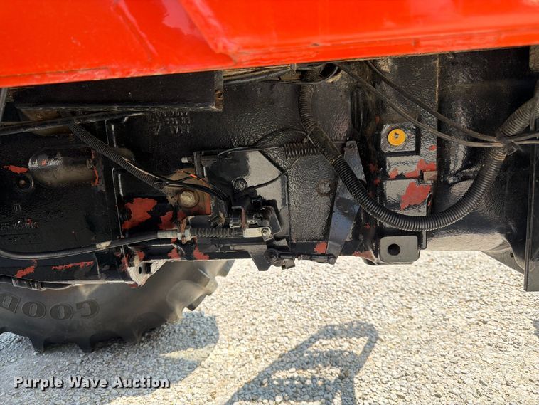 image for item FK3032 1983 Allis-Chalmers 6080 tractor