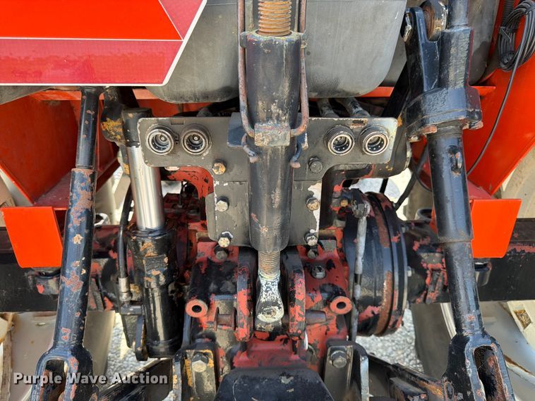 image for item FK3032 1983 Allis-Chalmers 6080 tractor
