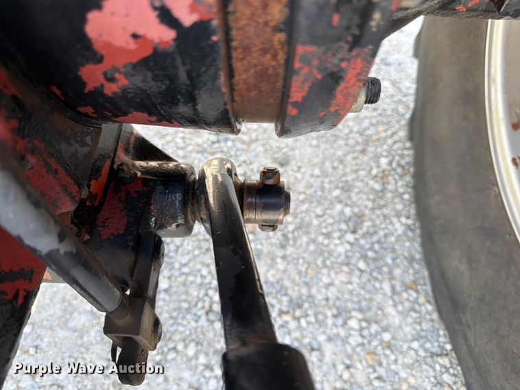 image for item FK3032 1983 Allis-Chalmers 6080 tractor
