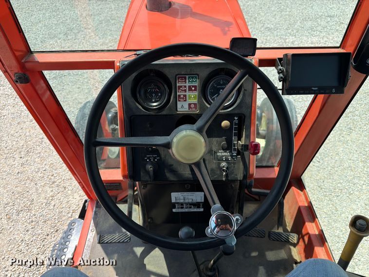 image for item FK3032 1983 Allis-Chalmers 6080 tractor
