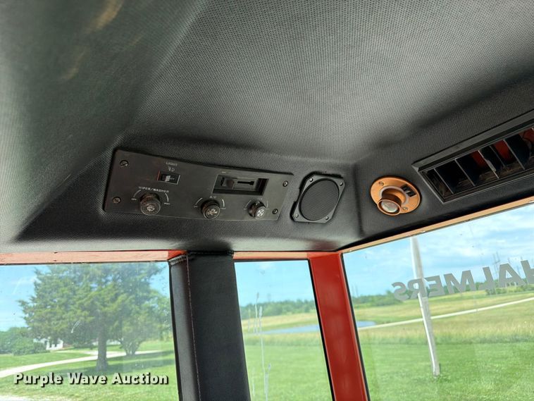image for item FK3032 1983 Allis-Chalmers 6080 tractor