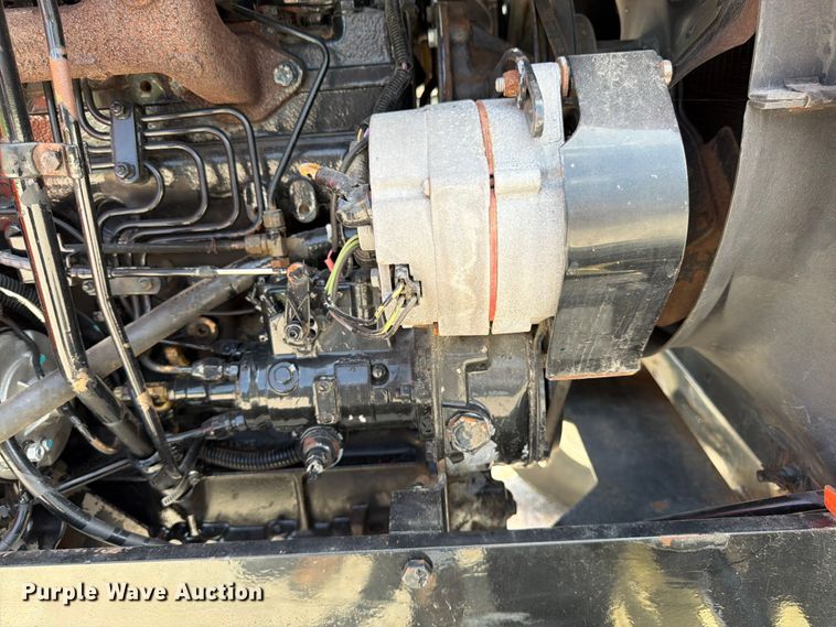 image for item FK3032 1983 Allis-Chalmers 6080 tractor