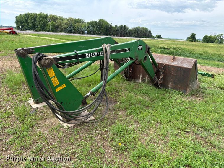 image for item FK4018 Farmhand F258 loader