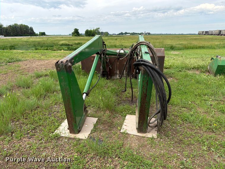 image for item FK4018 Farmhand F258 loader
