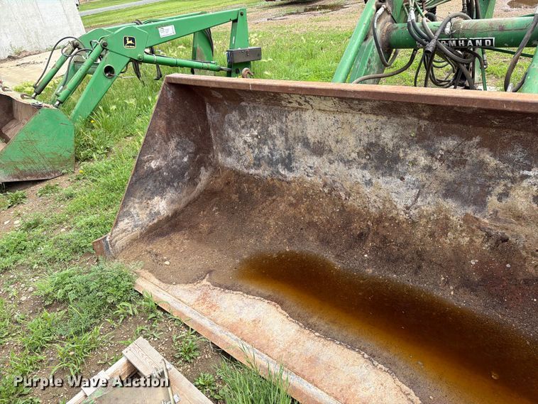image for item FK4018 Farmhand F258 loader