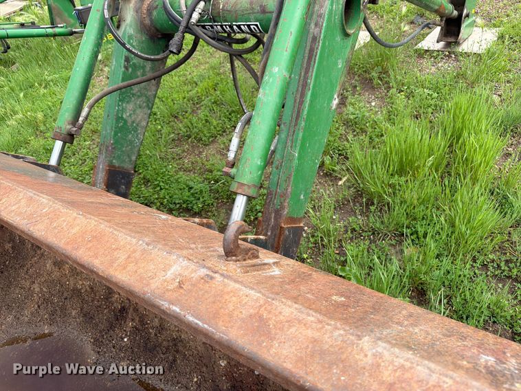 image for item FK4018 Farmhand F258 loader