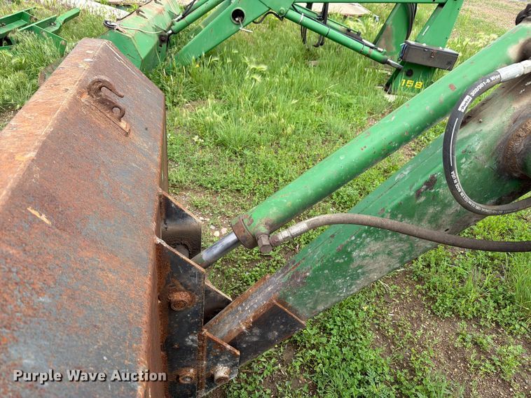 image for item FK4018 Farmhand F258 loader