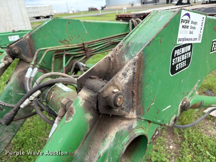 image for item FK4018 Farmhand F258 loader