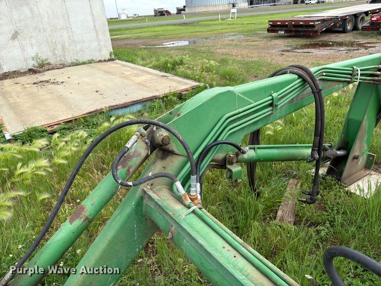 image for item FK4019 John Deere 158 loader