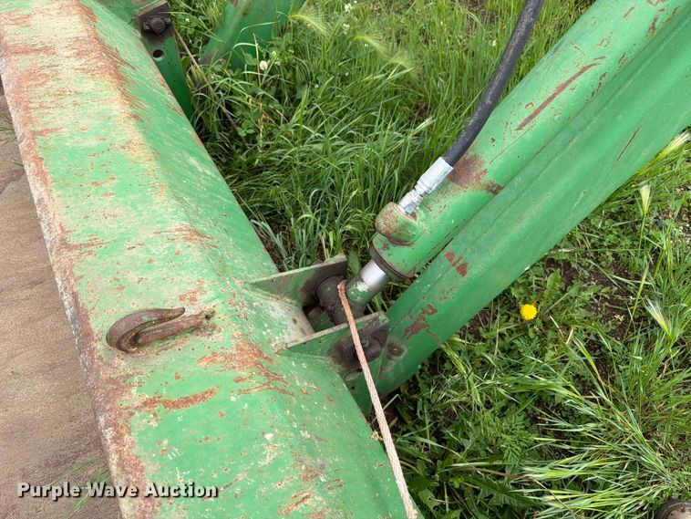image for item FK4019 John Deere 158 loader