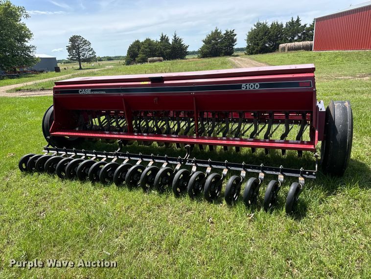 image for item NA9393 J.I. Case 5100 grain drill