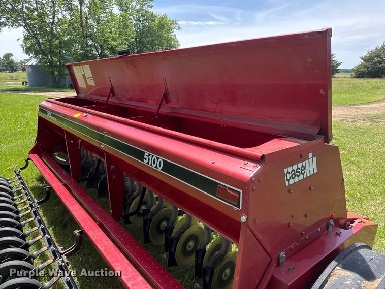 image for item NA9393 J.I. Case 5100 grain drill