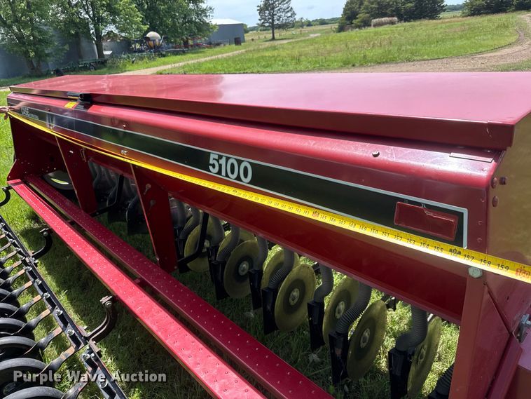 image for item NA9393 J.I. Case 5100 grain drill