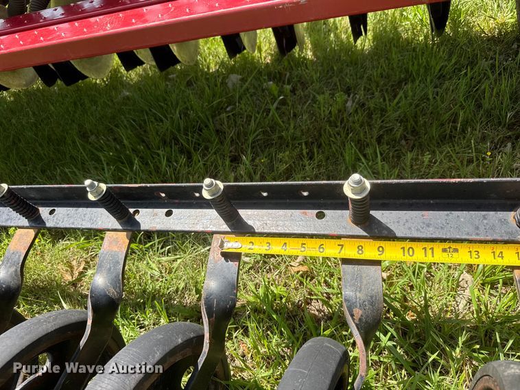 image for item NA9393 J.I. Case 5100 grain drill
