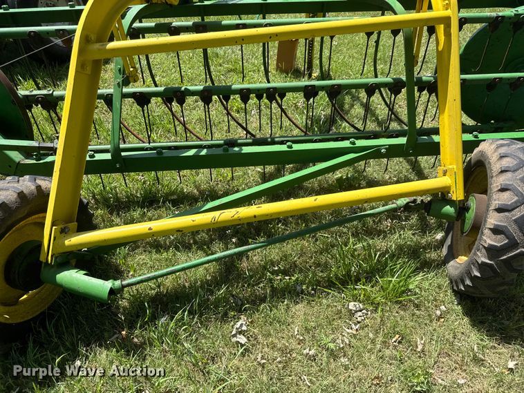 image for item NA9394 John Deere 640 hay rake