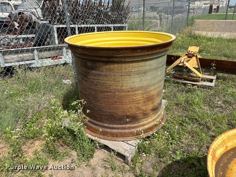 image for item NA9491 Titan tractor wheel