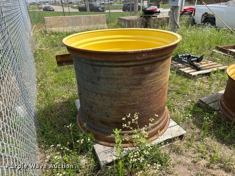 image for item NA9491 Titan tractor wheel