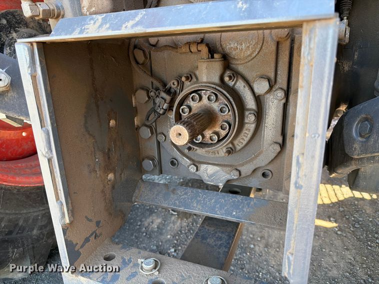 image for item YA3710 2023 Kubota M7-152 MFWD tractor