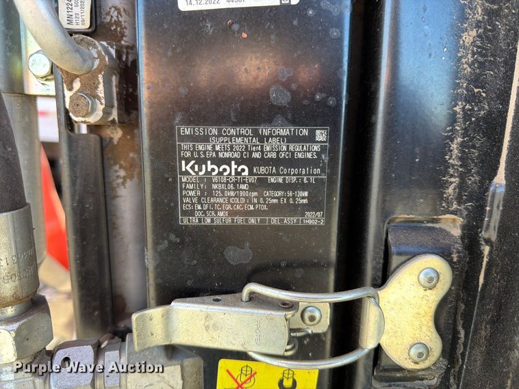 image for item YA3710 2023 Kubota M7-152 MFWD tractor