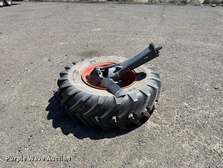 image for item YA3710 2023 Kubota M7-152 MFWD tractor